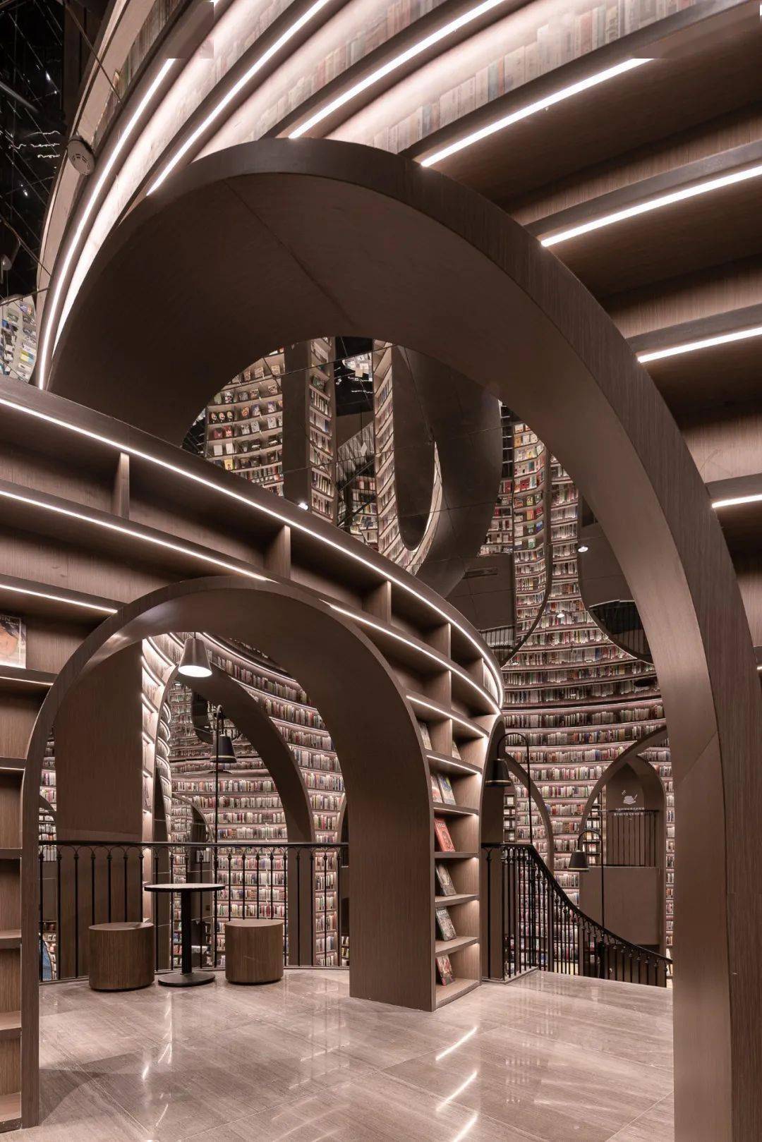 烧书阁手机版yu(烧书阁手机版无弹幕)